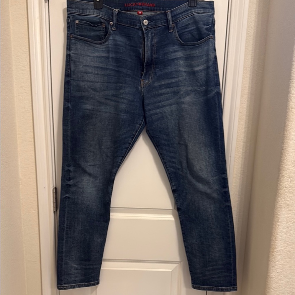 Lucky Brand Men's Blue Jeans Athletic Slim Size 36/30